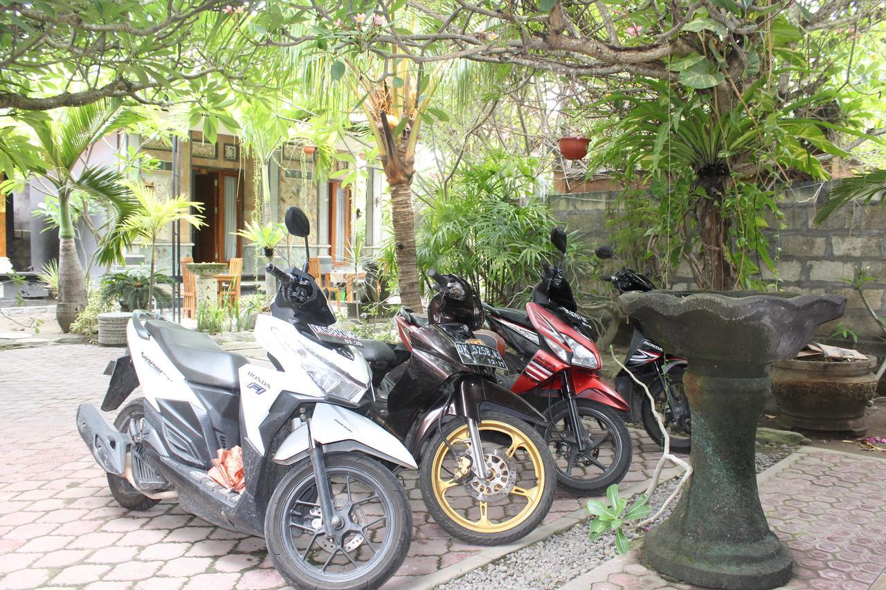 Green Palm Homestay Бали Екстериор снимка